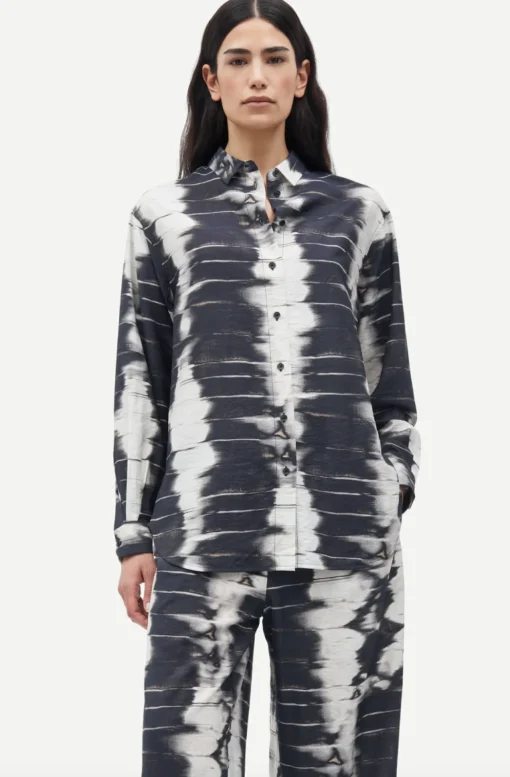 Alfrida Shirt Windows Black