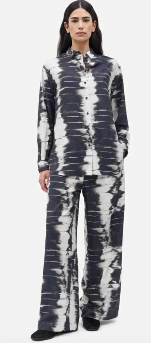 Alfrida Shirt Windows Black