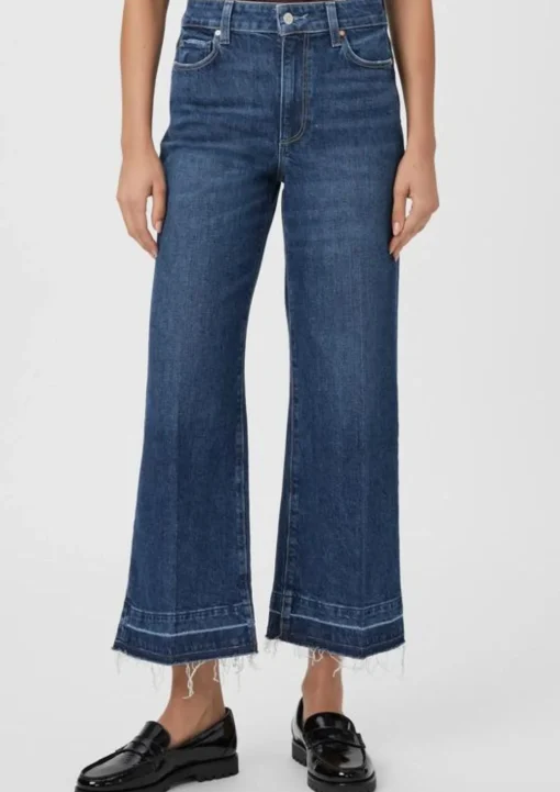Anessa Jeans Alana