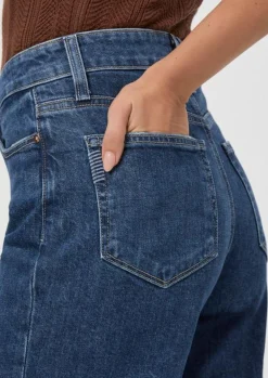 Anessa Jeans Alana