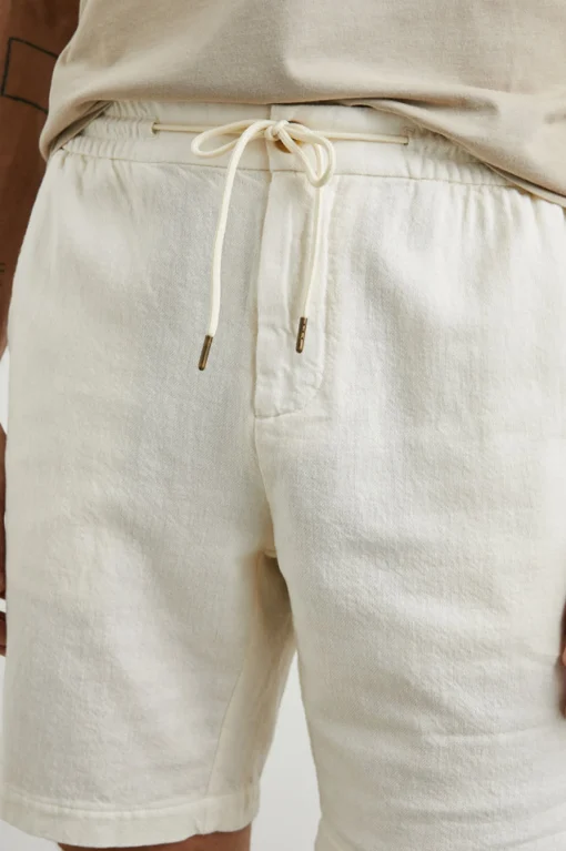 Archer 8.5" Shorts Ecru