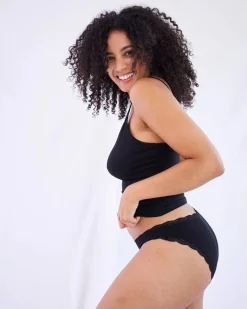 Basics Knicker Box - Sand Essentials