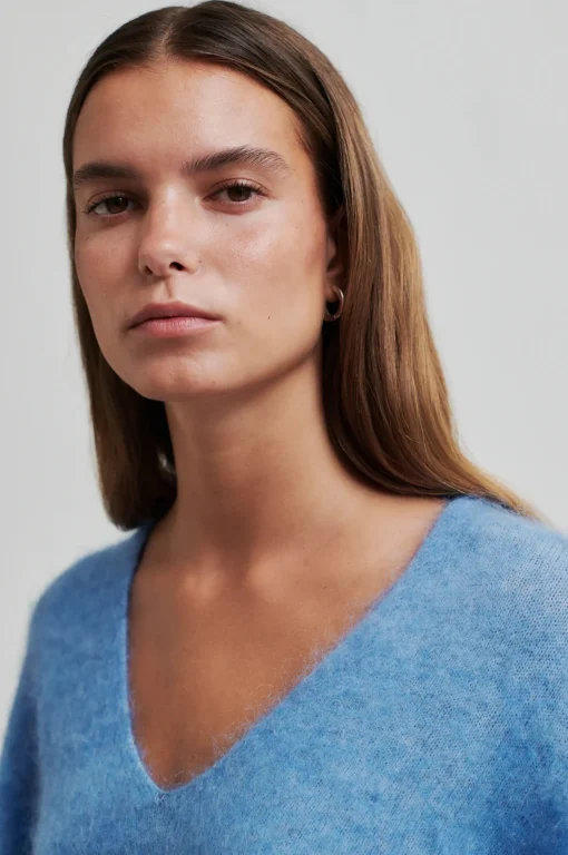 Camryn Knit V-Neck Marina