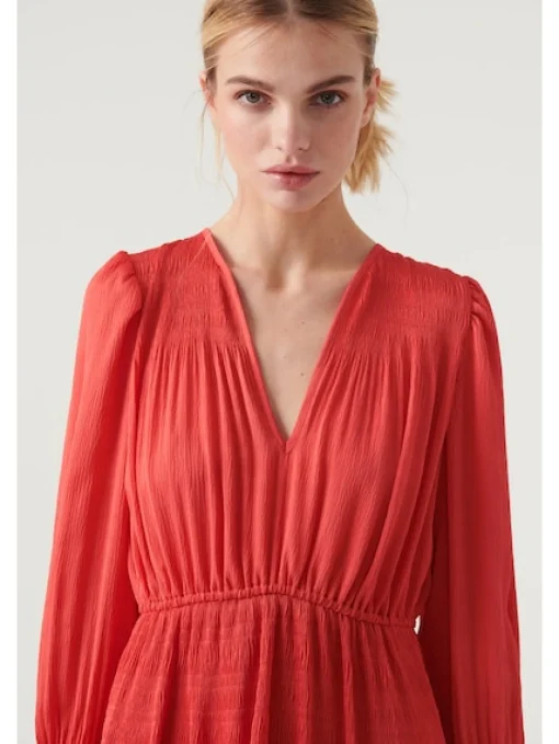 Coll Dress Corail