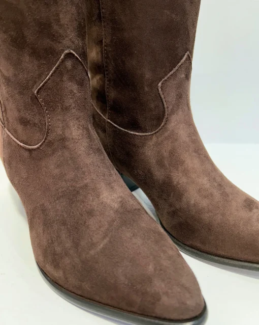 Daisy Boot Chocolate