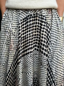 Dan Skirt Black