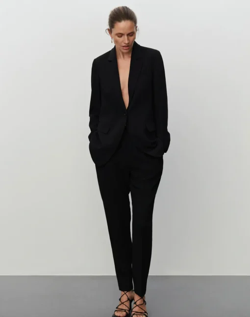 Elton Classic Gabardine Black