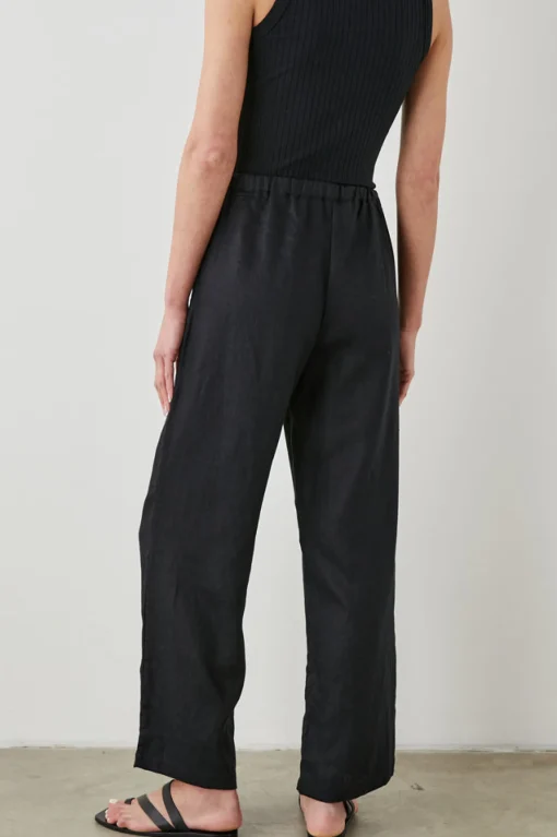Emmie Linen Trousers Black