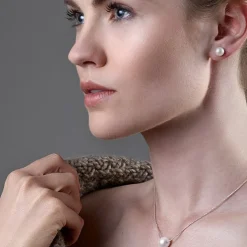 Essential White Pearl Necklace Silver