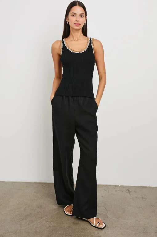 Estrella Top Black