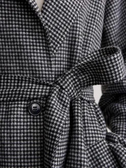Fairbourn Coat Black/Egret Micropuppy Tooth