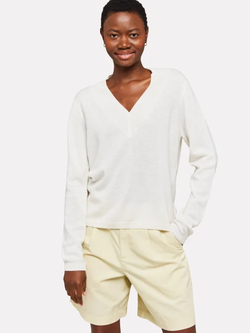 Frankie V Neck Jumper White