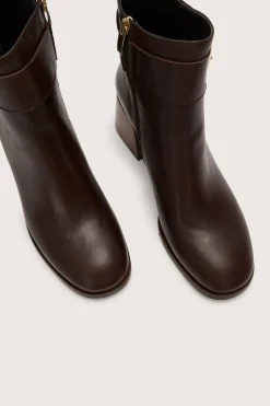 Hendo Buckle Boot Brown