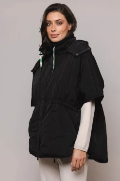Judi Cape Black