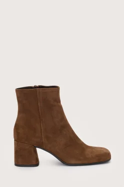 Juno Boot Coffee Suede
