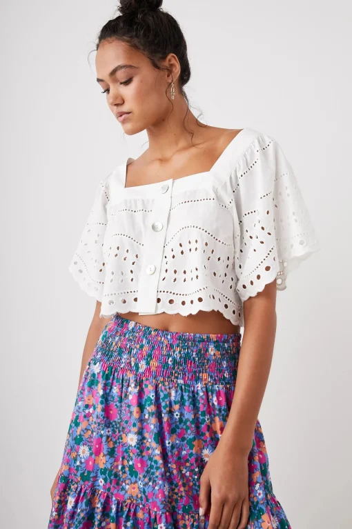 Kit Top White Eyelet
