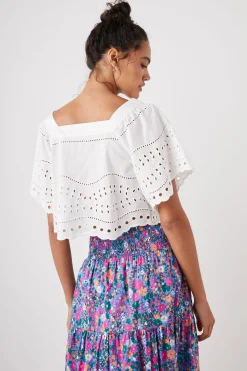 Kit Top White Eyelet
