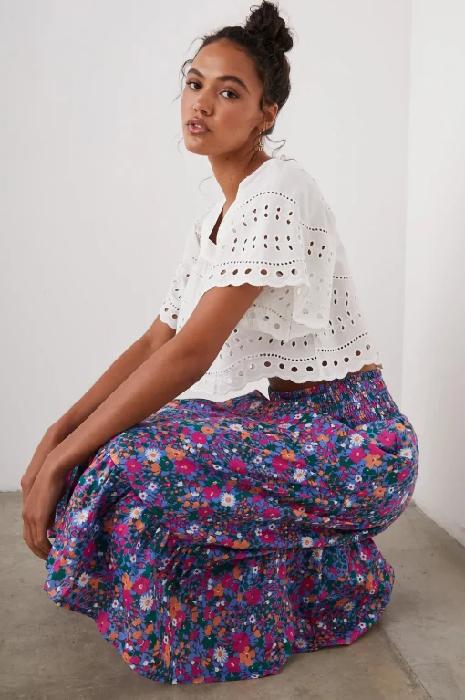 Kit Top White Eyelet