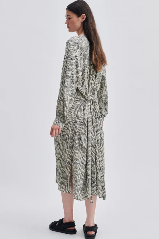 Mallow Tunic Dress Black