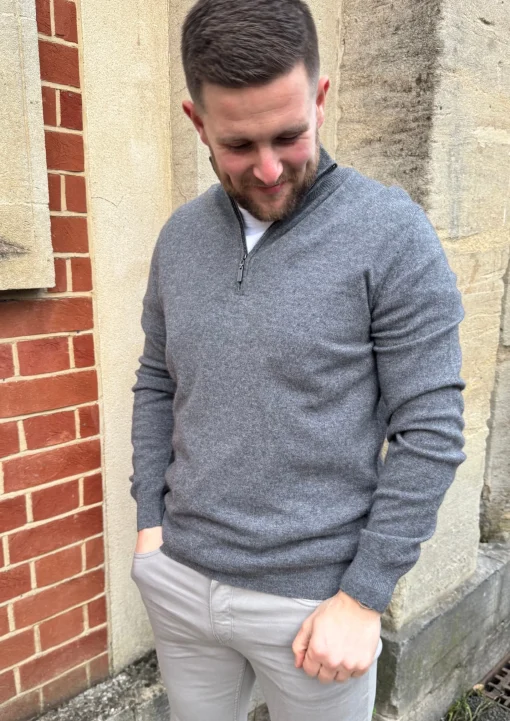 Max Half Zip Knit Grey