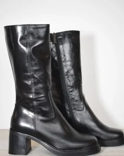 Mino Boot Black