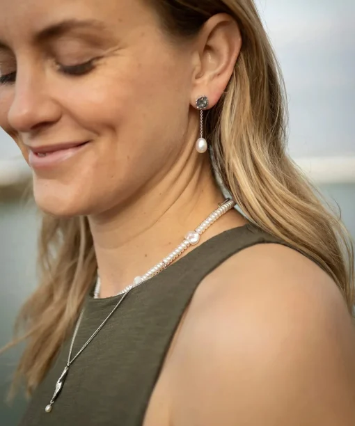 Molten Lava Stud With Removable Pearl Chain Silver