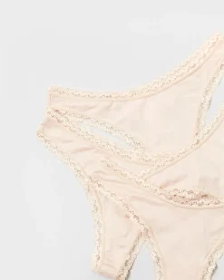 Sand Four Pack Thong Box