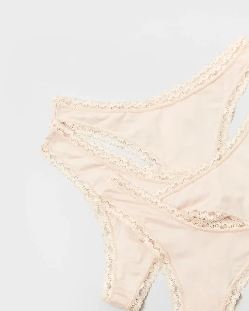 Sand Four Pack Thong Box