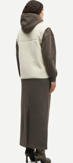 Satara Vest Turtledove
