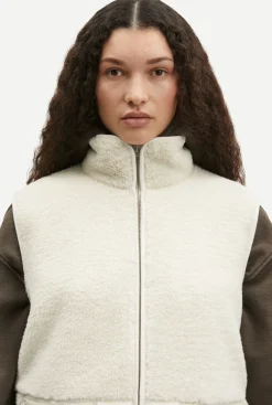 Satara Vest Turtledove