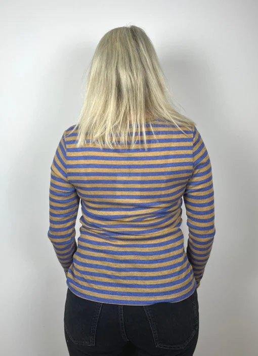 Selina O-Neck Tee