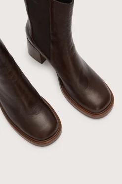 Short Mino Boot Chocolate