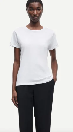 Solly Tee Solid White