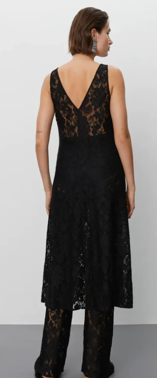 Tracy Dress Delicate Lace
