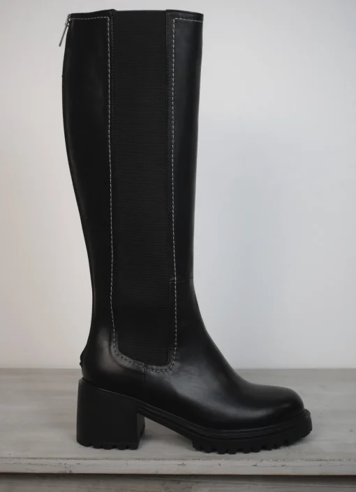 Vitello Block Heel Boot Black